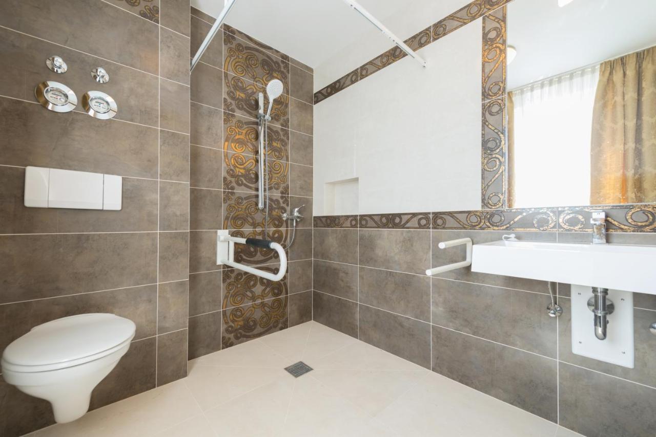 Hotel Garni Lichtquelle Bad Füssing Екстериор снимка